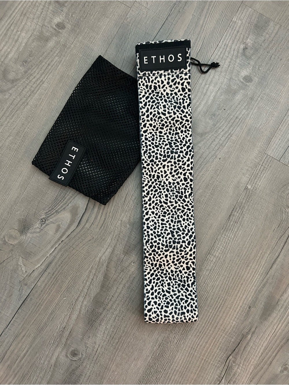 Leopard Print Resistance Band with Mesh Bag